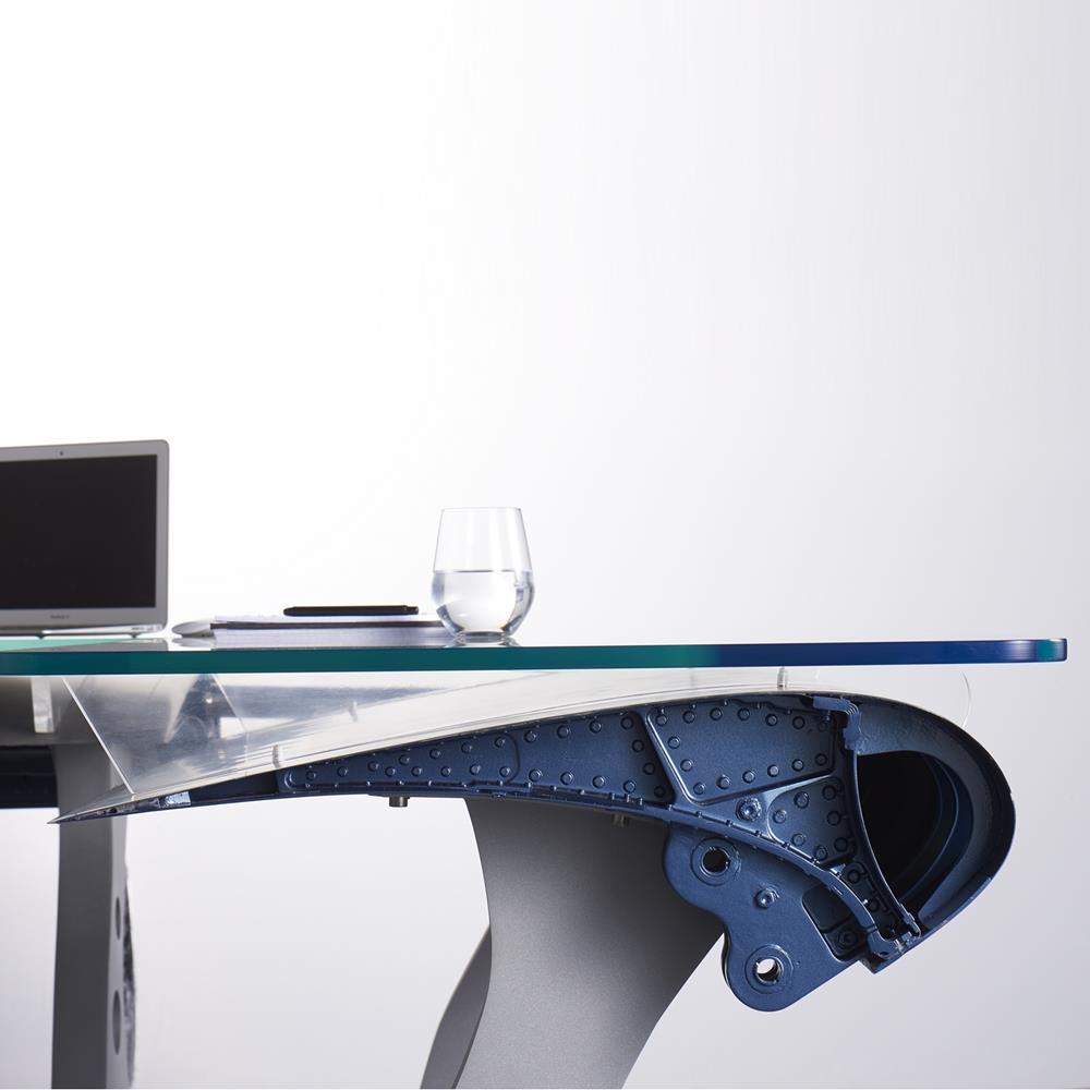 Circular shop computer desk