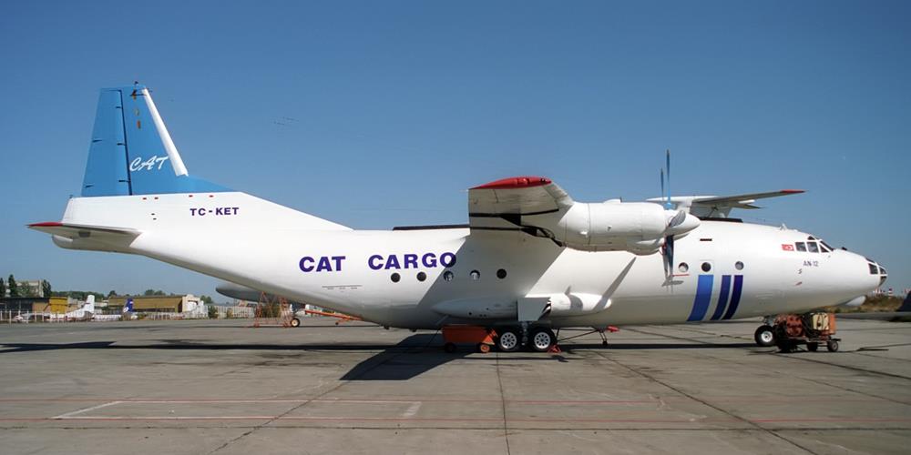 Antonov AN12-B 402808