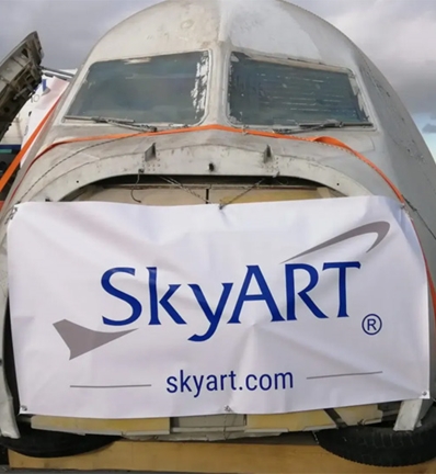 Airbus A300 on the roads of Istanbul.