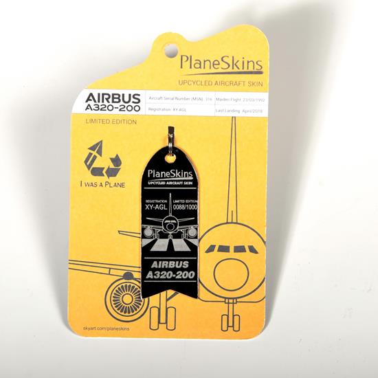 A320 Genuine Aircraft Skin Key Tag - Black
