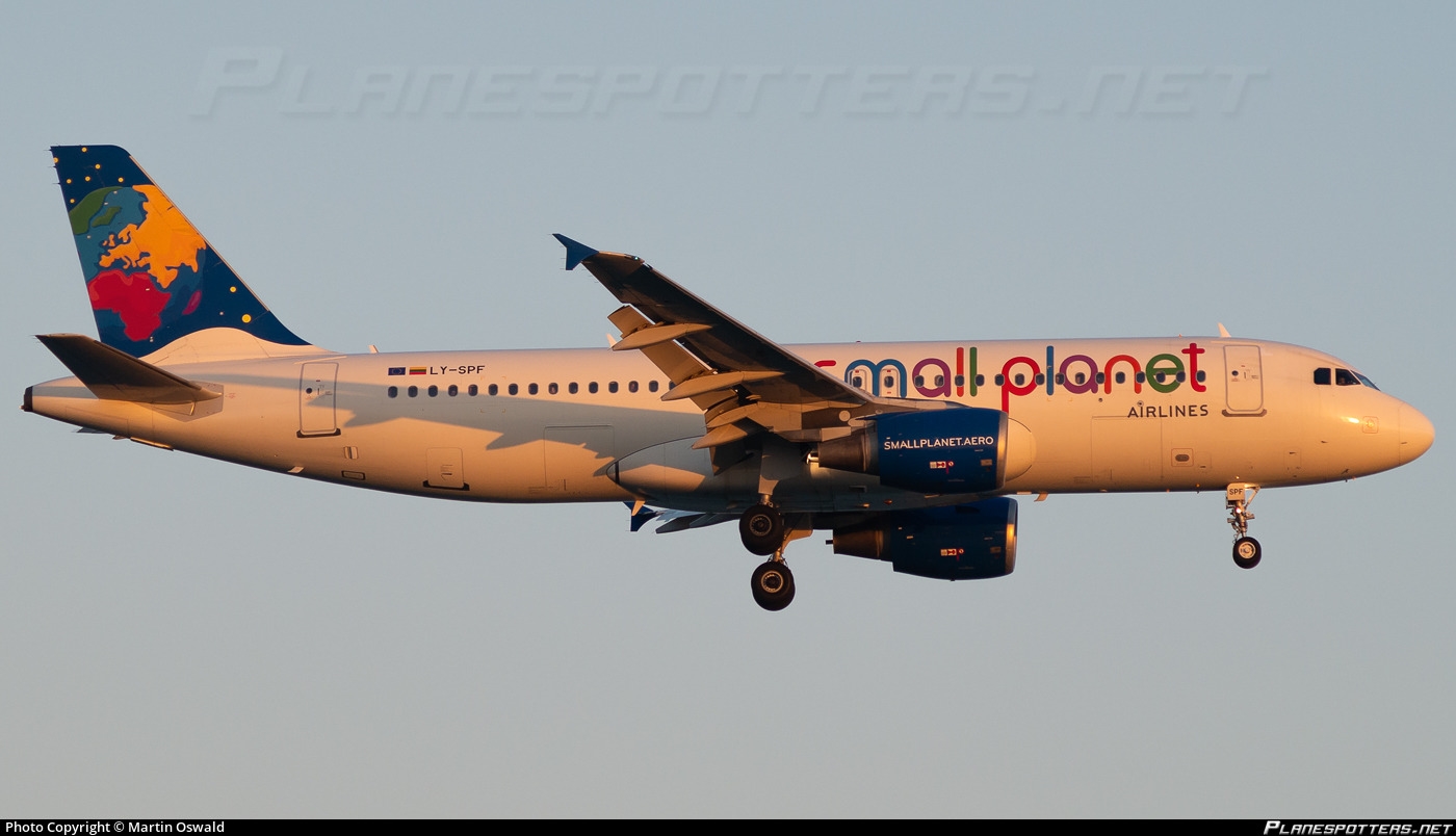 Airbus A320 967