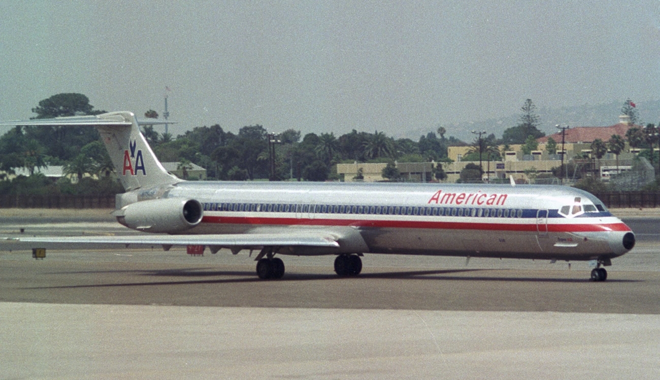 McDonell Douglas MD-82 49142