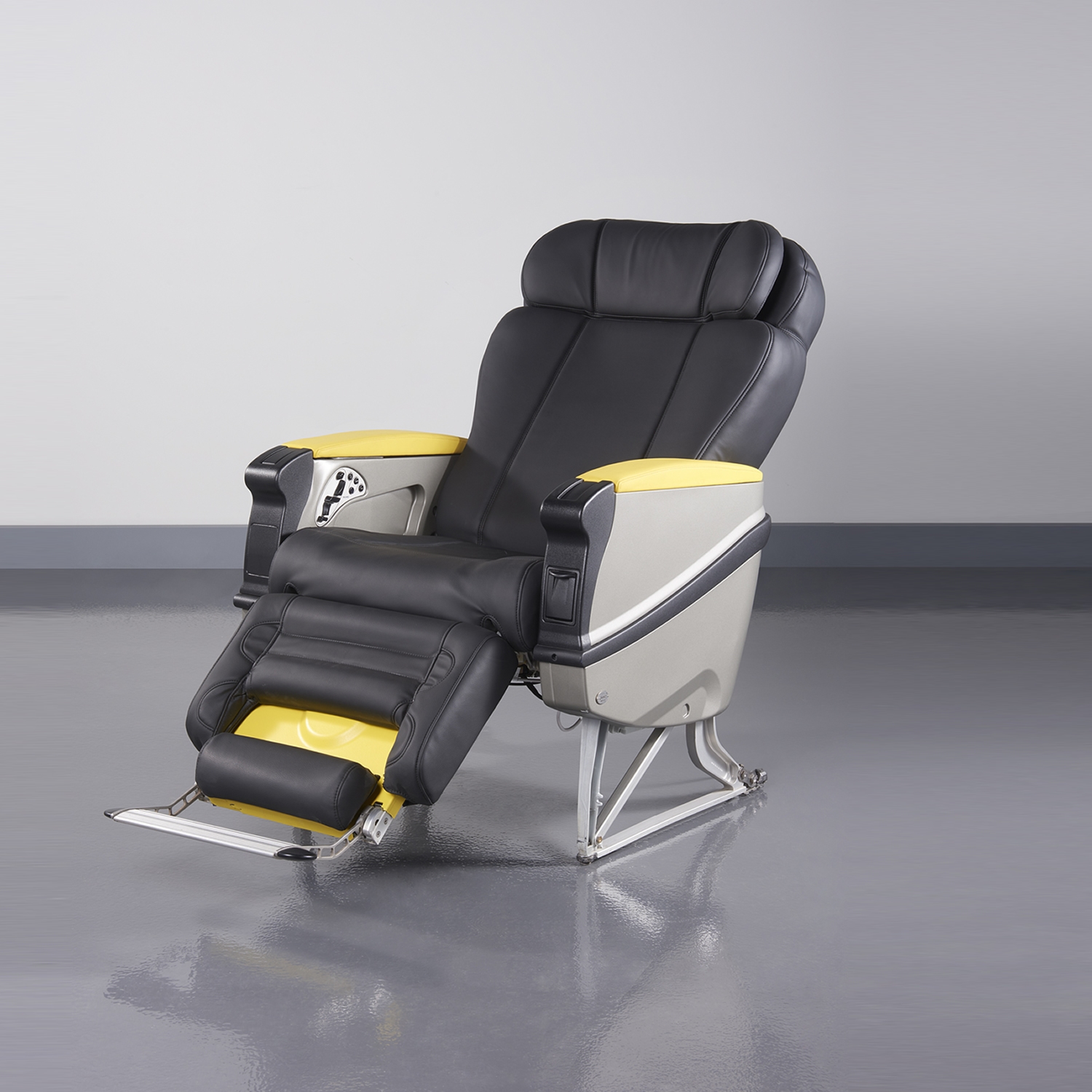 Skyline Recaro Electronic First Class Seat - Single